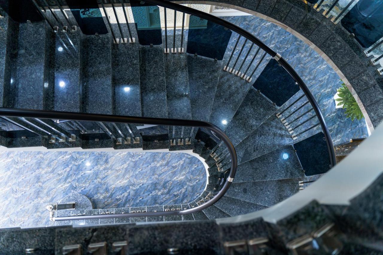 Ayniy Hotel Samarkand Buitenkant foto
