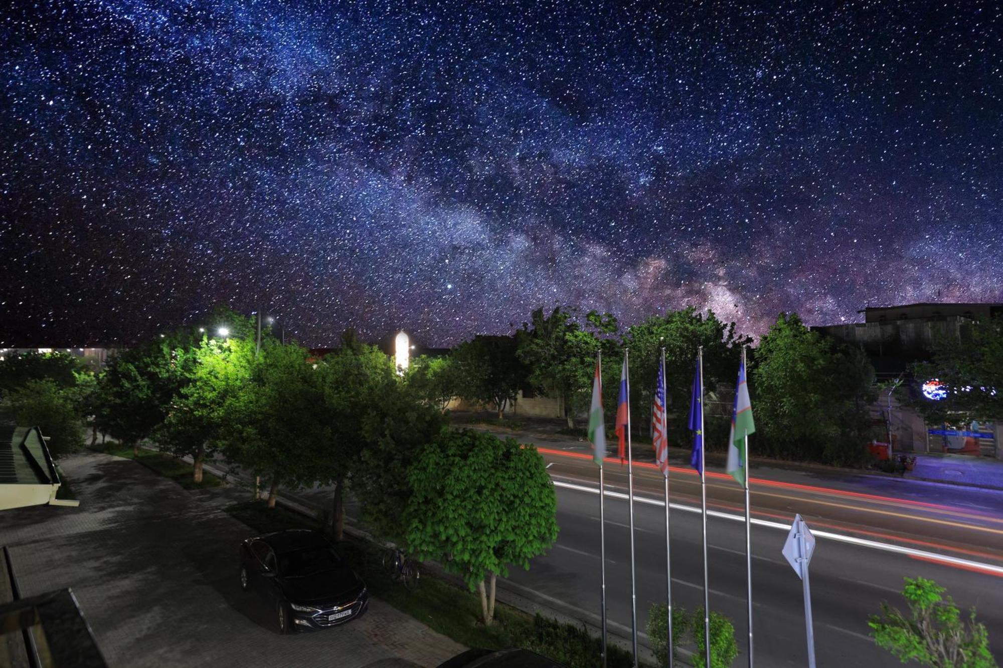 Ayniy Hotel Samarkand Buitenkant foto